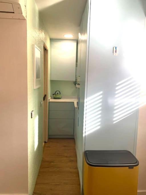 Exclusivo Y Acogedor Piso Con Encanto En Plaza Chueca, Con Aire Acondicionado Y Calefaccion Apartment Madrid Bagian luar foto